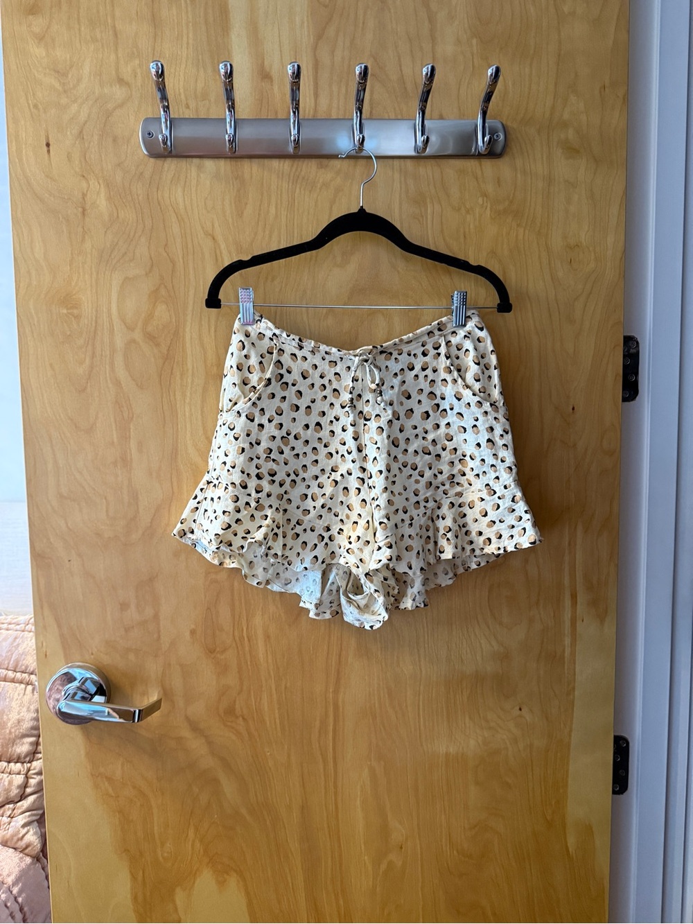 Kivari Cream Leopard Print Ruffle Shorts